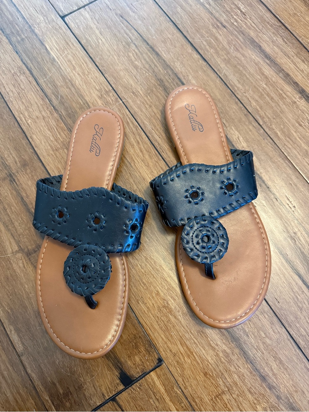 Womens black sandals - Picture 2 of 7